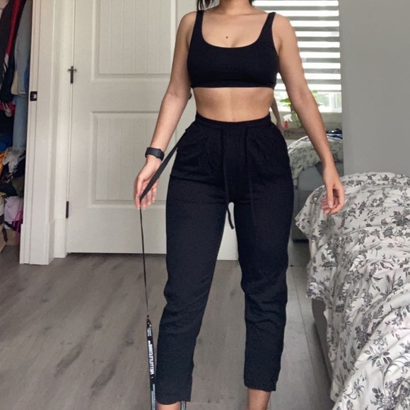 Pretty Little Thing Trousers - Picture 3 of 3